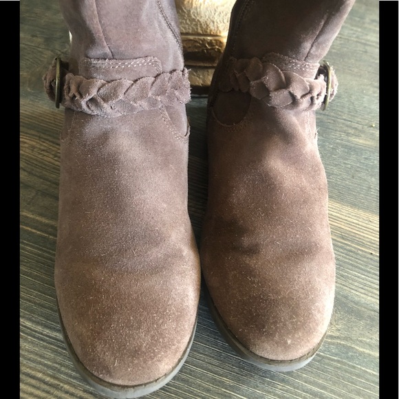 Land’s End Boots - Picture 2 of 5